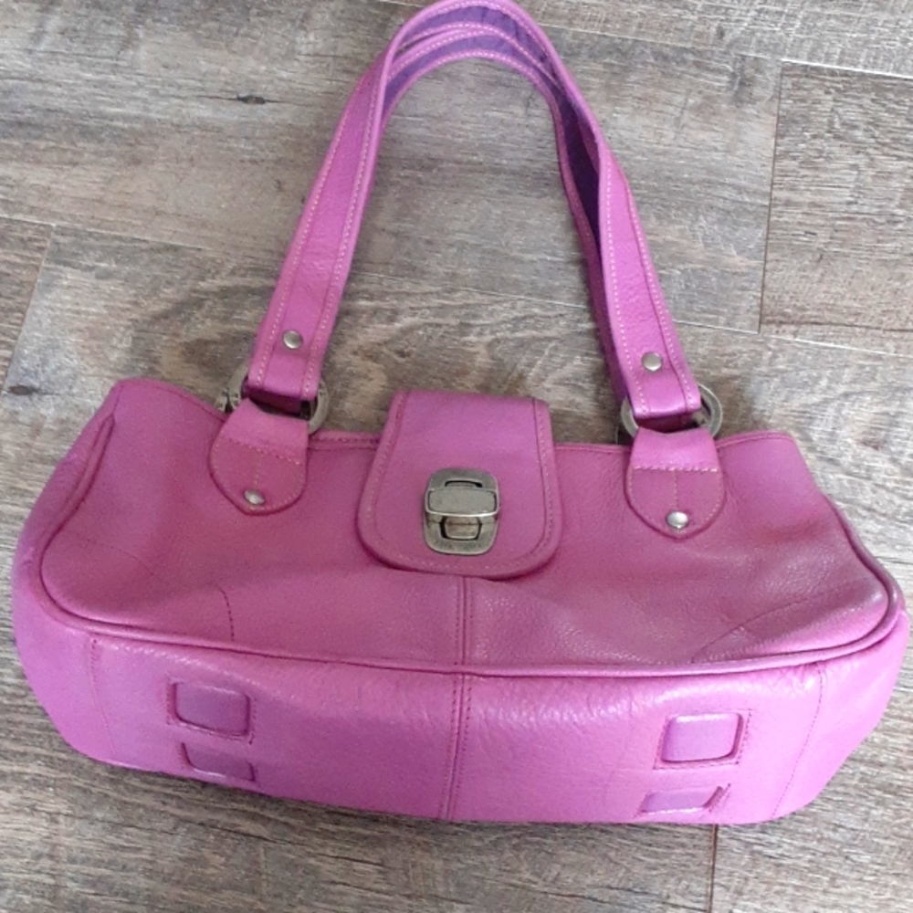 The Sak Shoulder Leather Bag